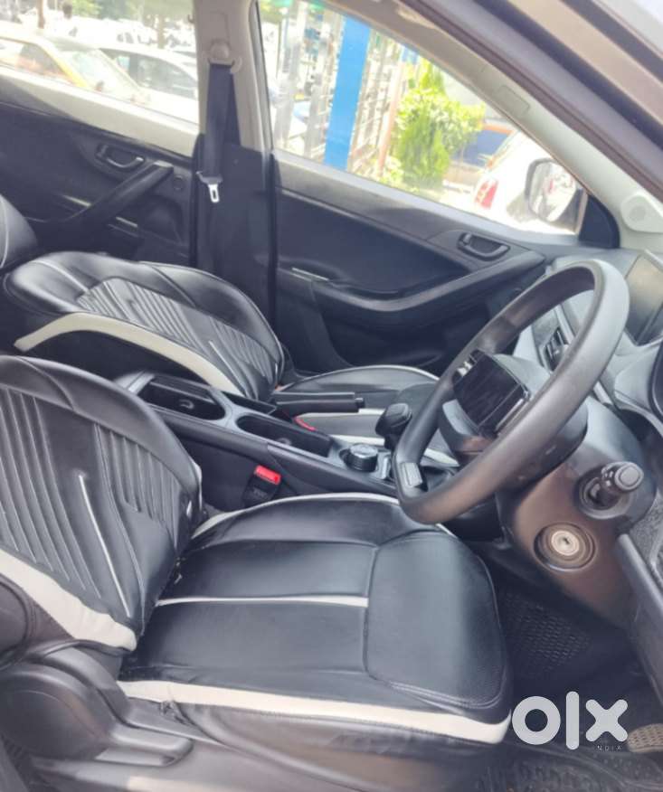 Tata Nexon Smart Plus1.2 Revotron Petrol 5 Mt, 2024, Petrol