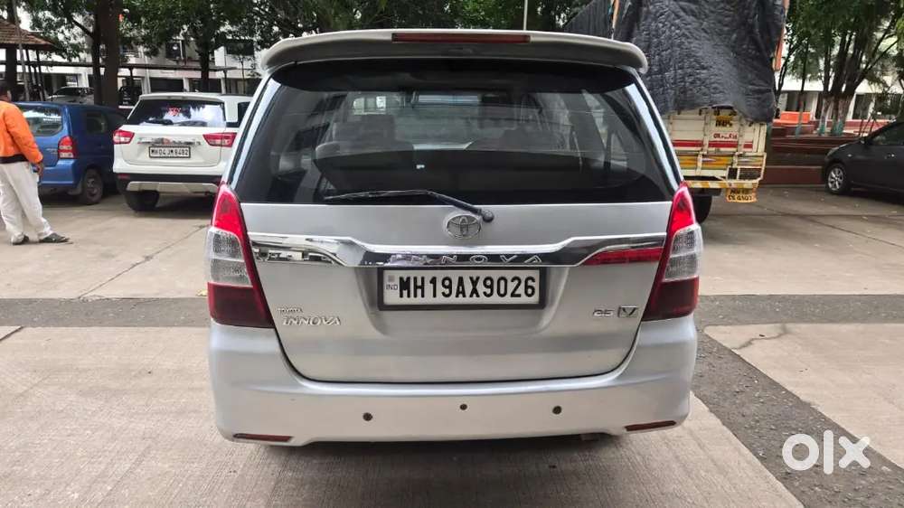Toyota Innova 2.5 V 2011