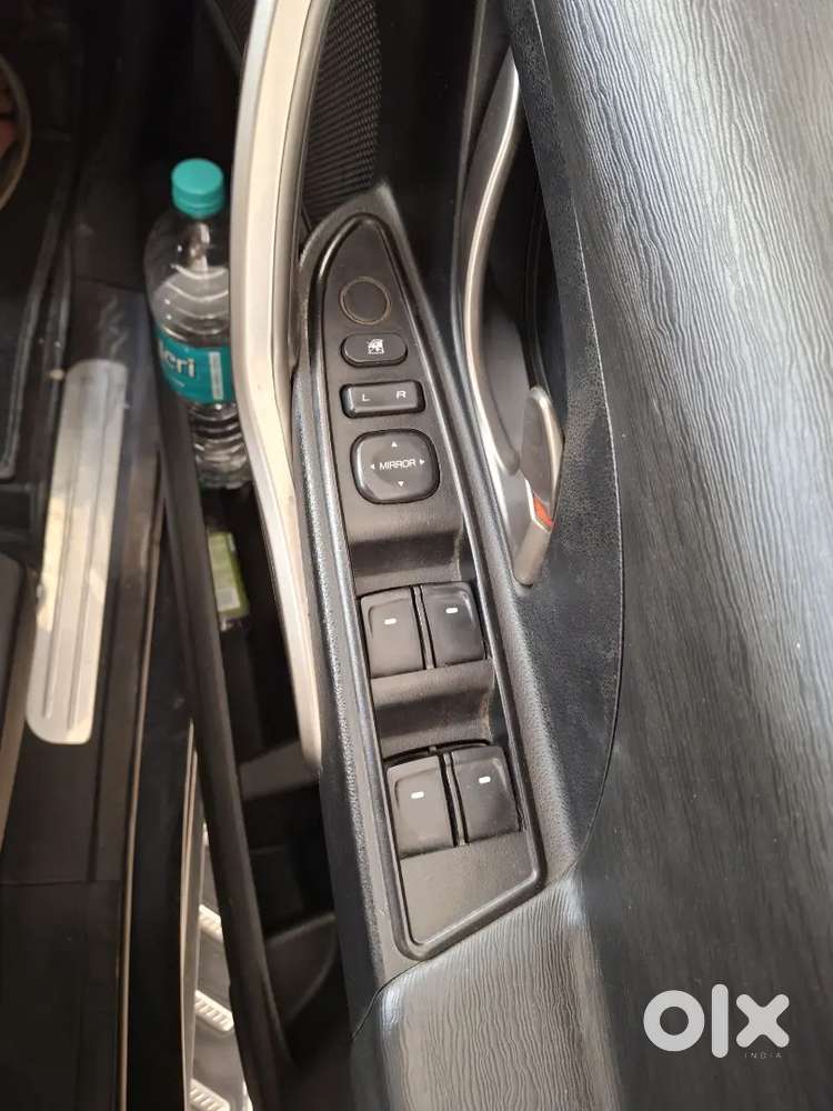 Mahindra Xuv500 2019 Diesel Well Maintained