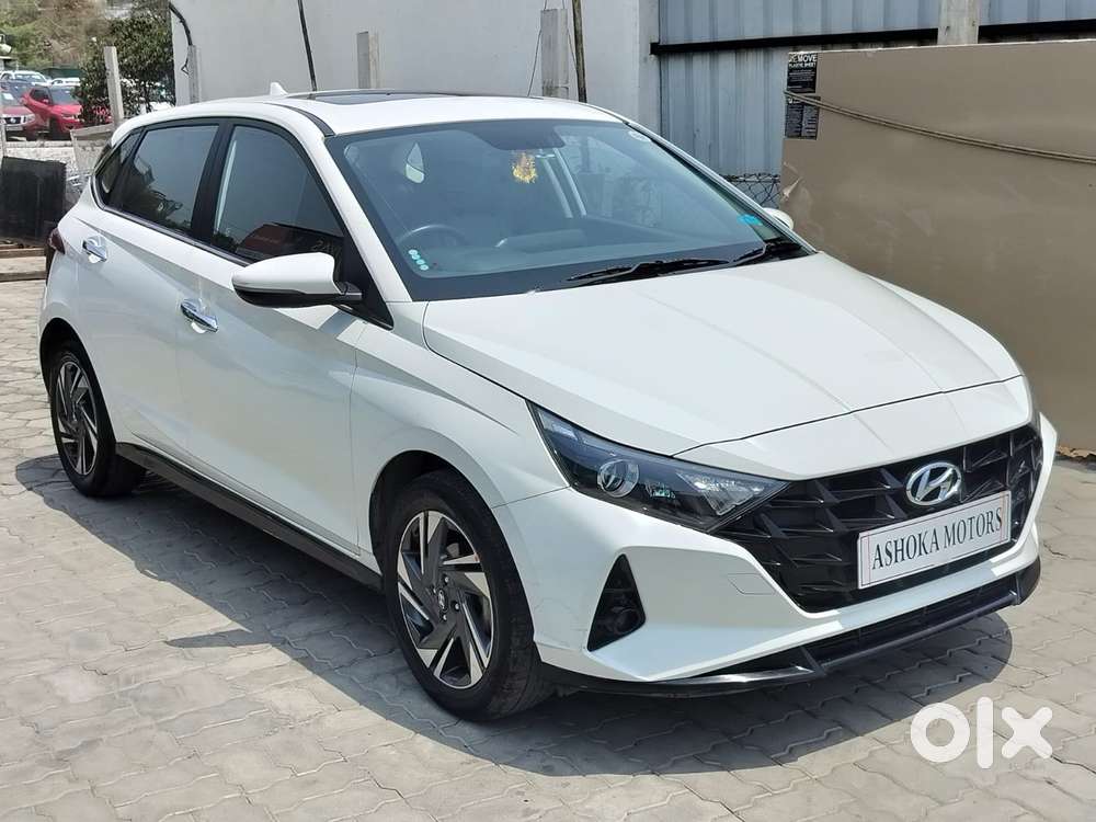 Hyundai I20 Asta (o) 1.2 Ivt, 2022, Petrol