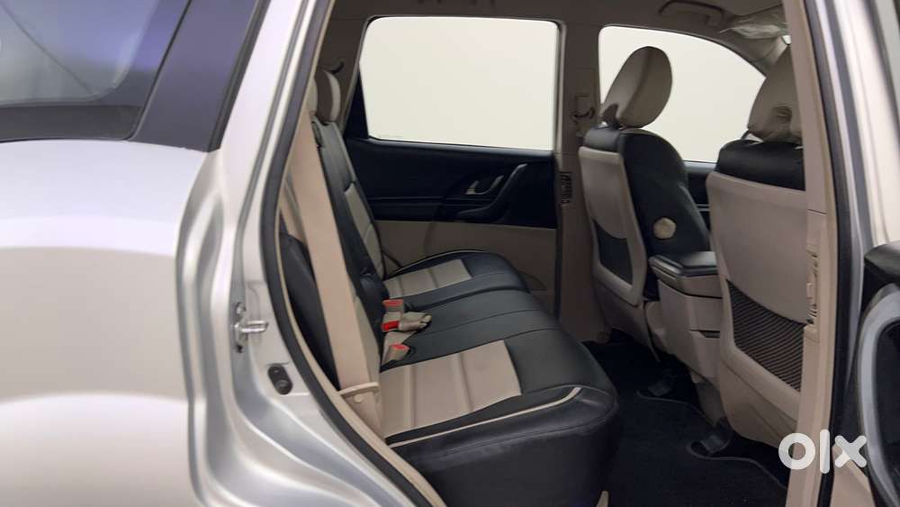 Mahindra Xuv500 W6 At, 2017, Diesel