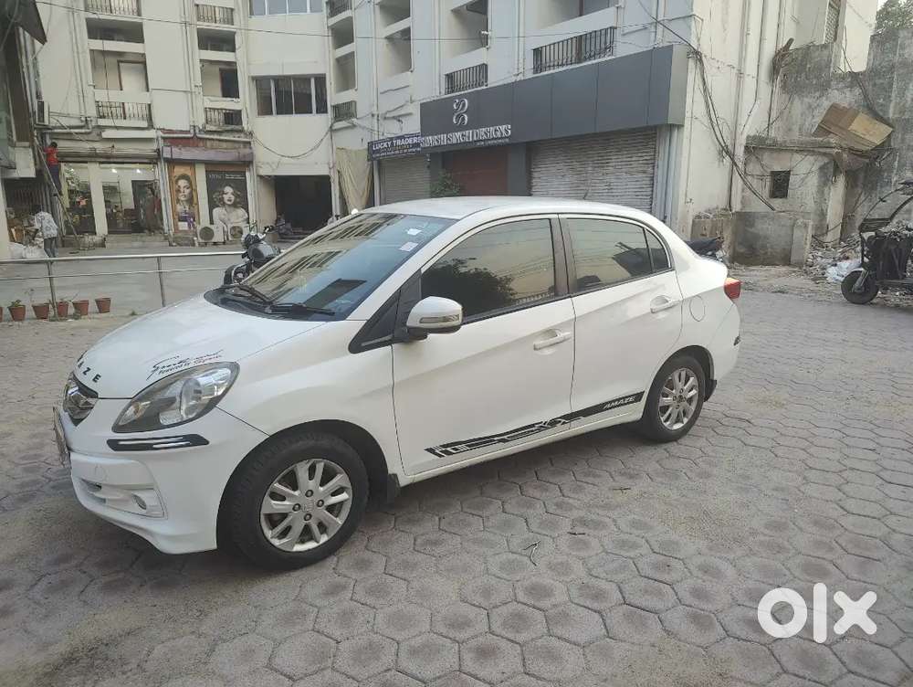Honda Amze Diesal 25 Mailge 1 St Owner No Any Work