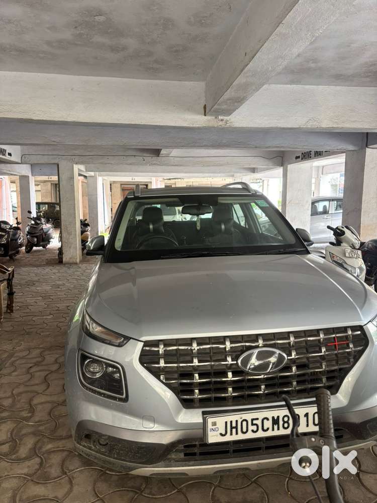 Hyundai Venue Petrol 2019