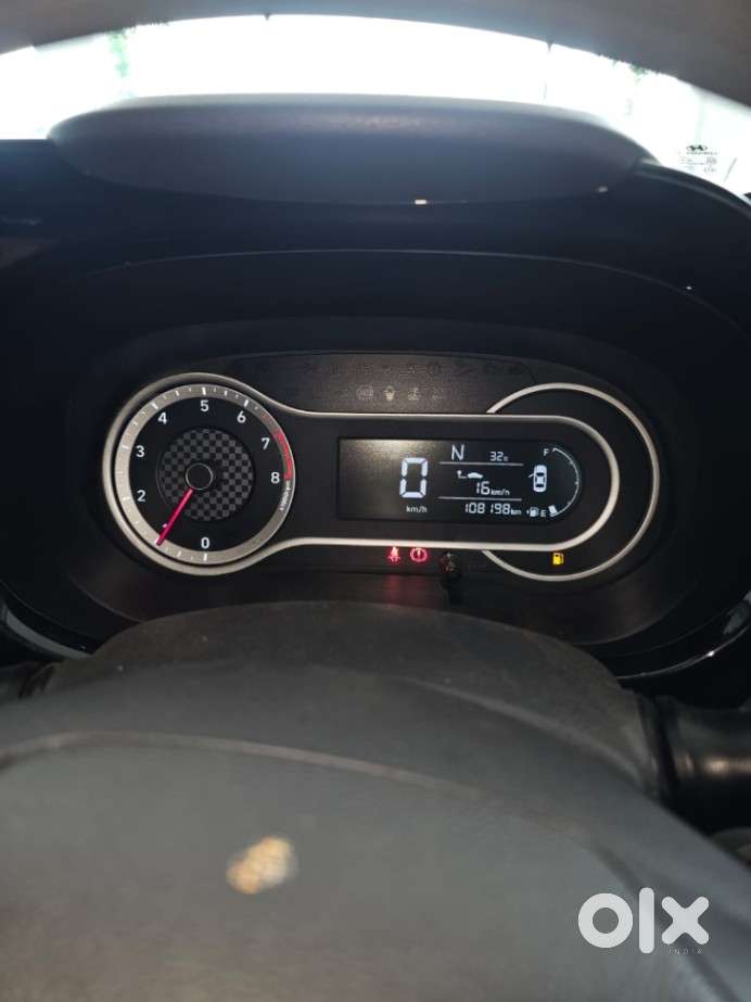 Hyundai Aura Sx Plus Automatic, 2020, Petrol