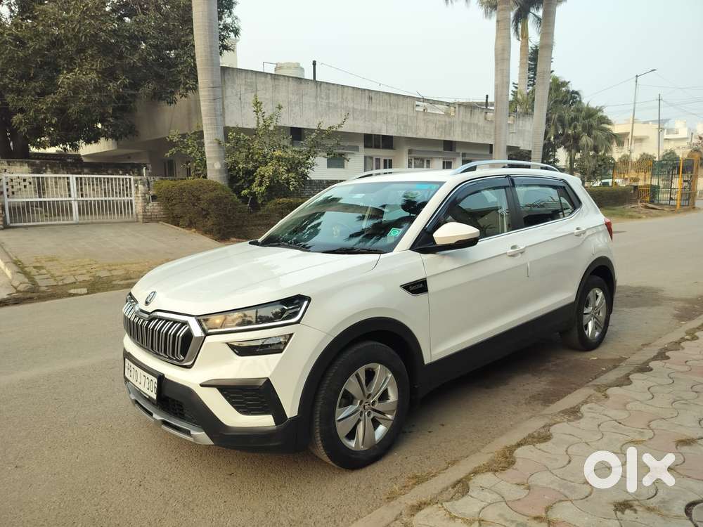 Skoda Kushaq 1.0 Tsi Ambition, 2023, Petrol