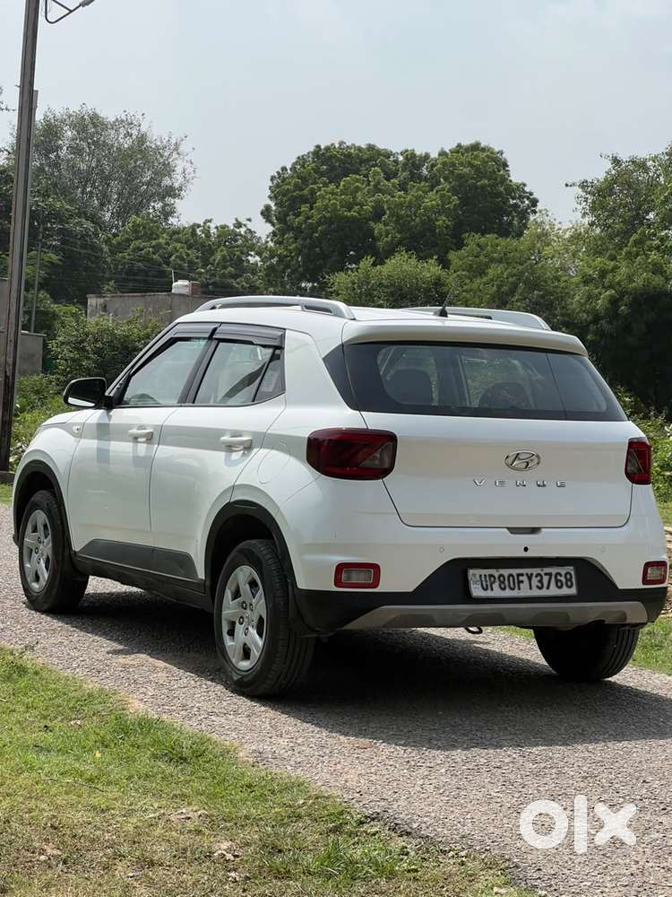 Hyundai Venue S 1.2 Petrol, 2021, Petrol