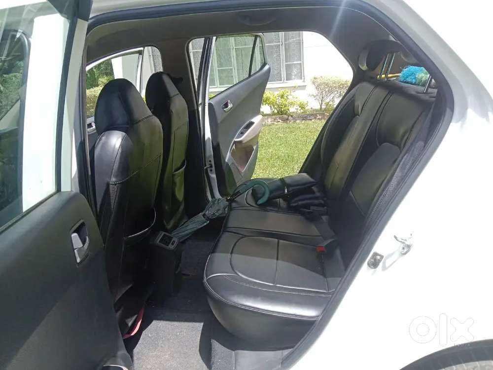 Hyundai Grand I10 Asta Top Model
 2018 Petrol 35000 Km Driven