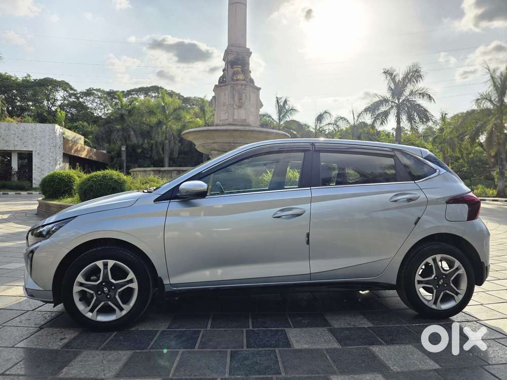 Hyundai I20 Sportz 1.2 Ivt, 2023, Petrol