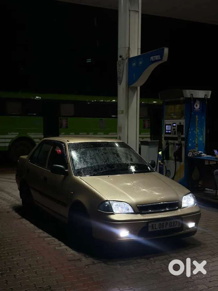 Maruti Esteem Vx 2000 Km Drivenl