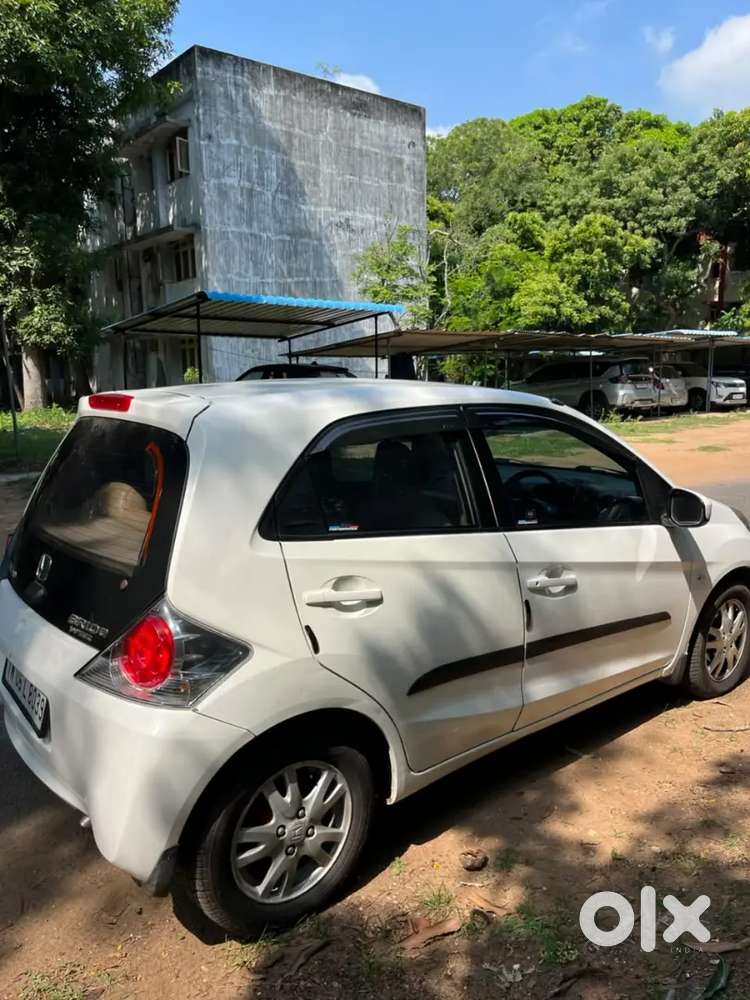 Honda Brio Mt 2014