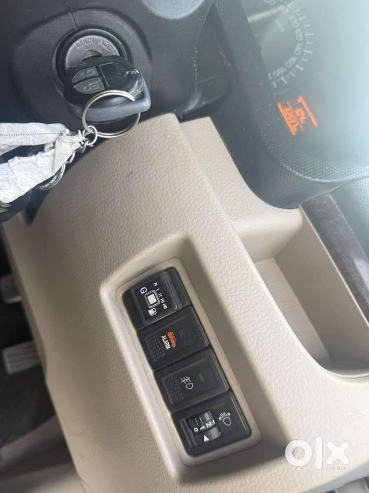 Maruti Suzuki Swift Dzire, 2016, Petrol