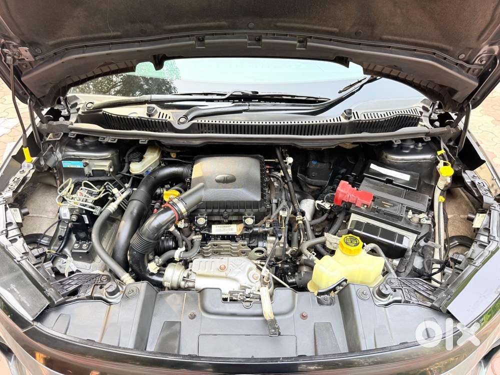 Tata Nexon Smart Plus1.2 Revotron Petrol 5 Mt, 2024, Petrol