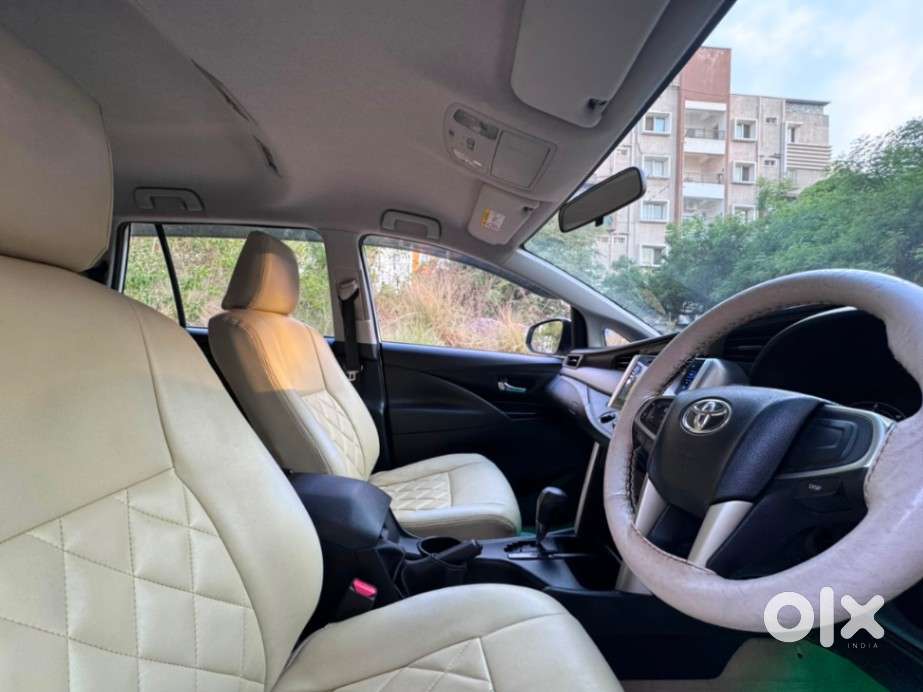 Toyota Innova Crysta 2.8 Gx At 8 Seater, 2018, Diesel