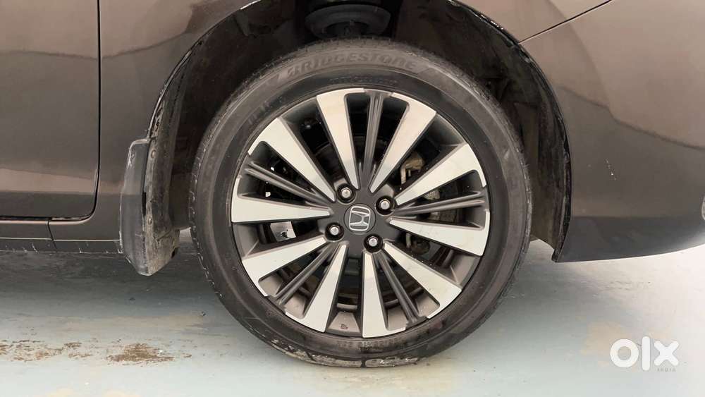 Honda City 1.5 Zx I-vtec Mt, 2023, Petrol