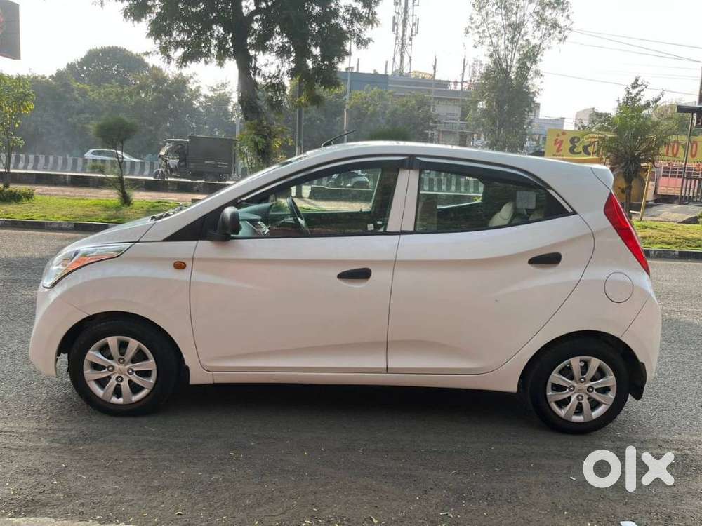 Hyundai Eon Era +, 2017, Petrol