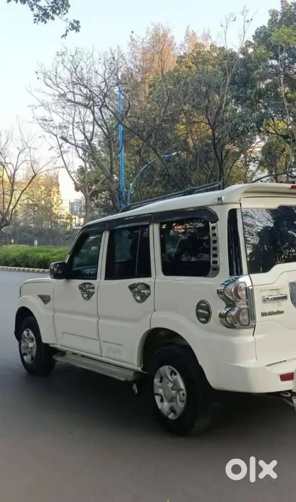 Mahindra Scorpio Diesel 2015