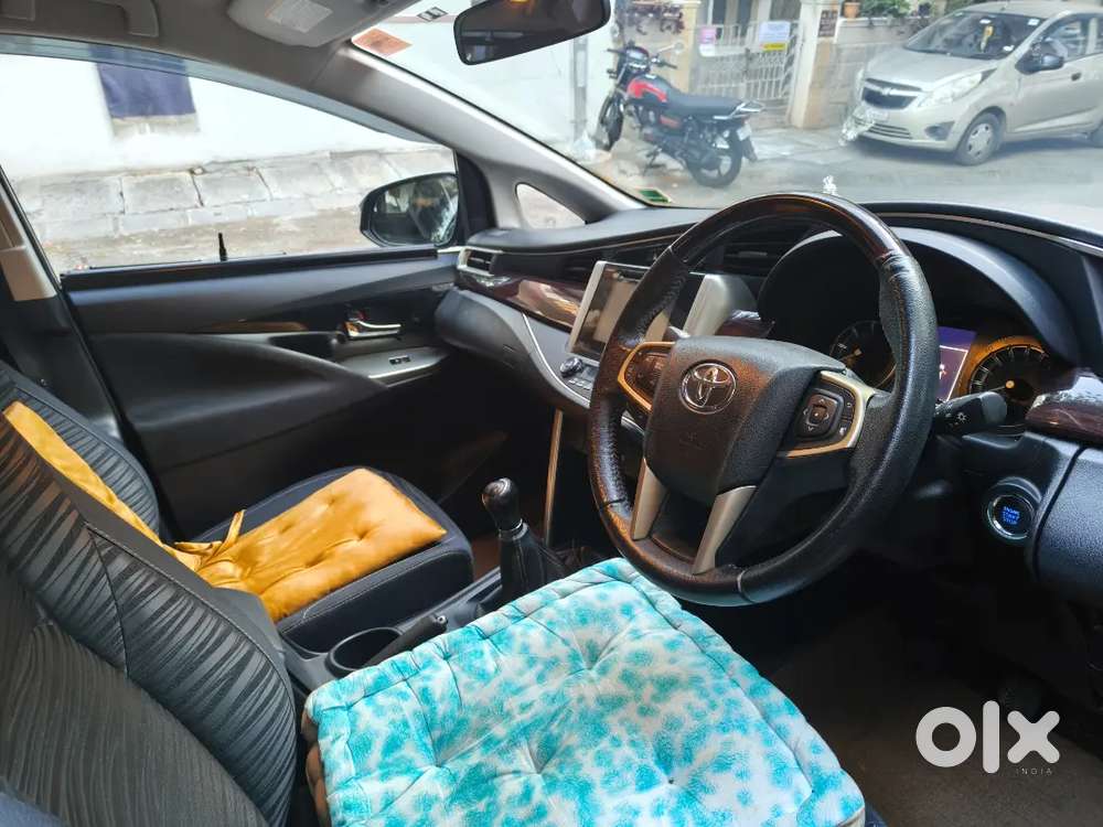 Toyota Innova Crysta 2017