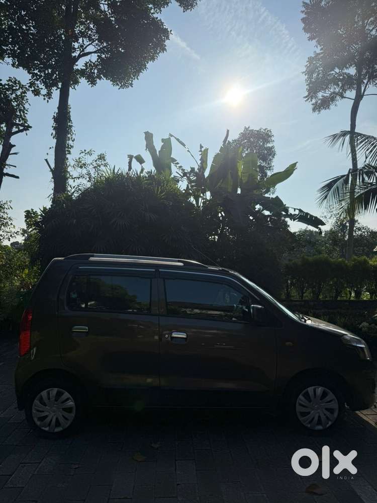 Doctor Driven Well Maintained Maruti Suzuki Wagon R 2016