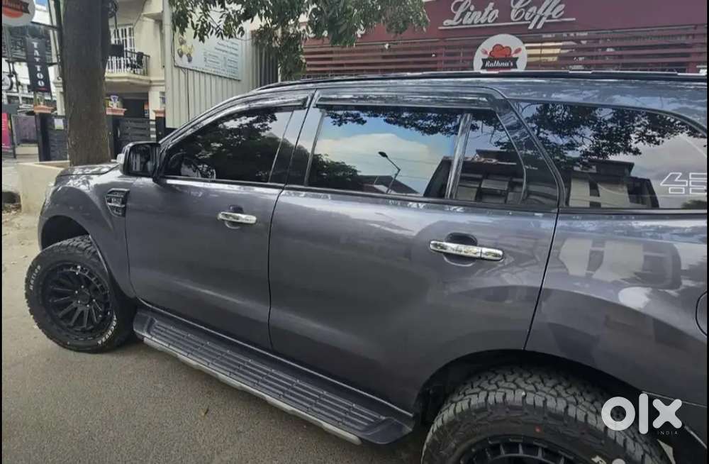Ford Endeavour 3.2 2017