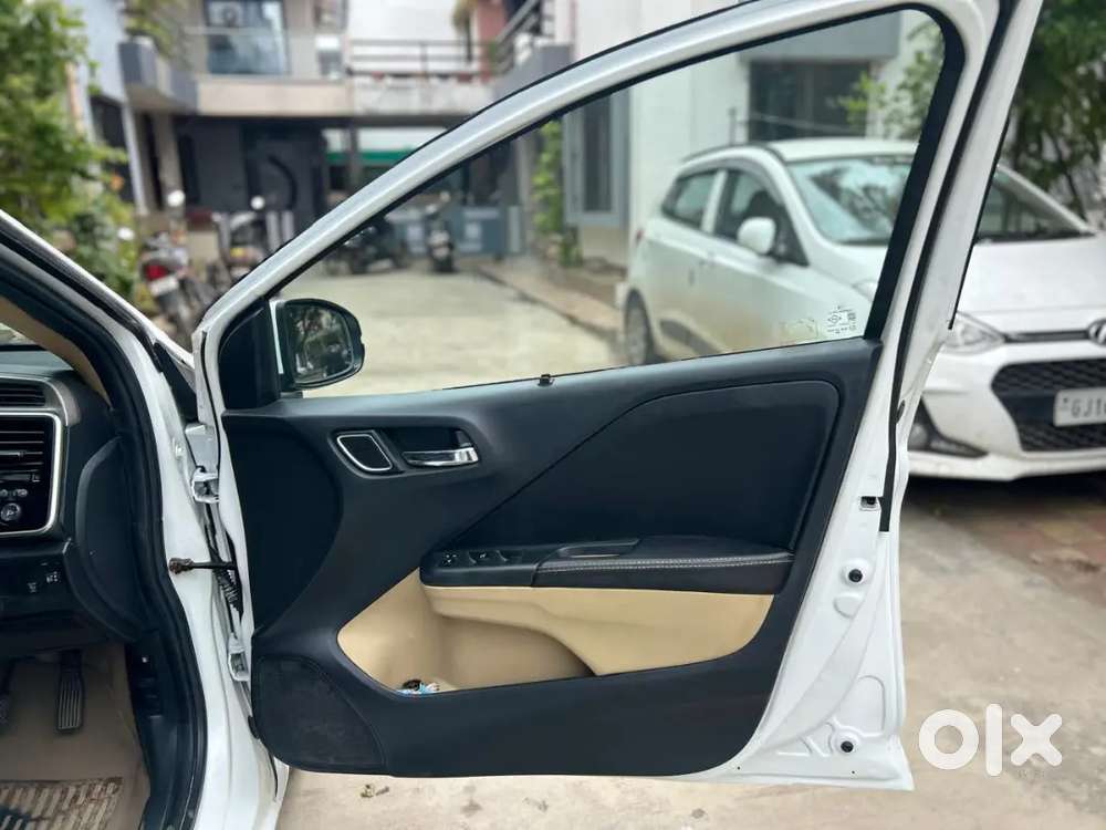 Honda City 1.5 V I-dtec 2017