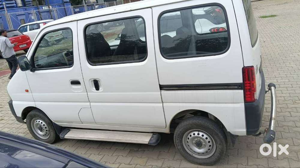 Maruti Suzuki Eeco 2024 Petrol Well Maintained