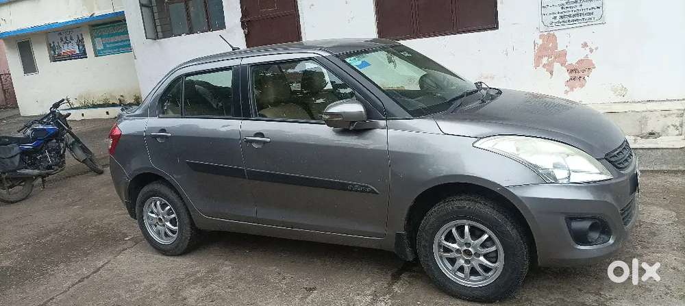 Maruti Suzuki Dzire 1.2 Vxi 2013