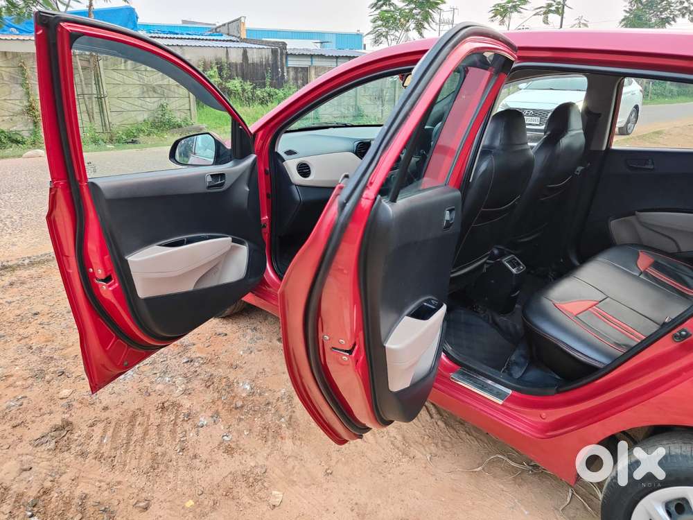 Hyundai Grand I10 Sportz O 1.2, 2017, Petrol