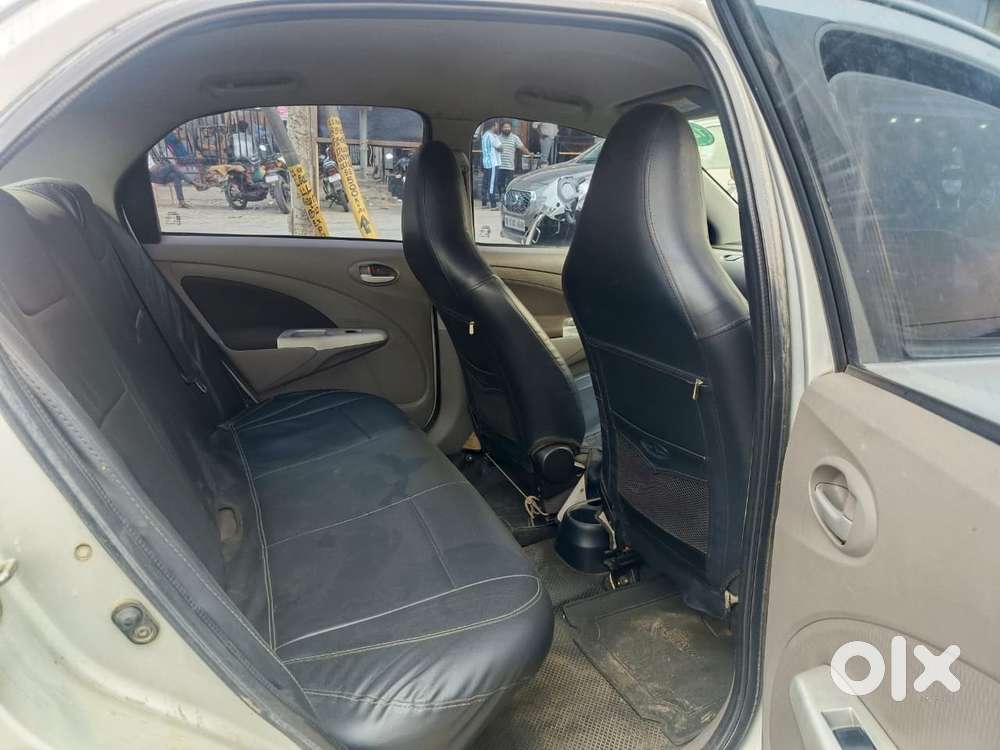 Toyota Etios 2010-2012 V, 2011, Petrol