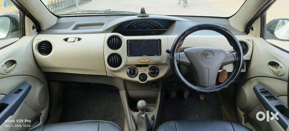 Toyota Etios Liva 2014-2016 G, 2014, Petrol