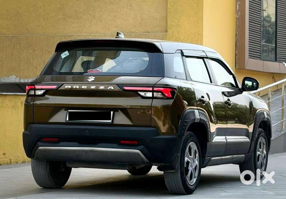 Maruti Suzuki Brezza 1.5 Vxi Cng, 2023, Cng & Hybrids