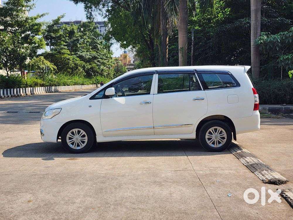 Toyota Innova 2.5 G (diesel) 8 Seater, 2015, Diesel
