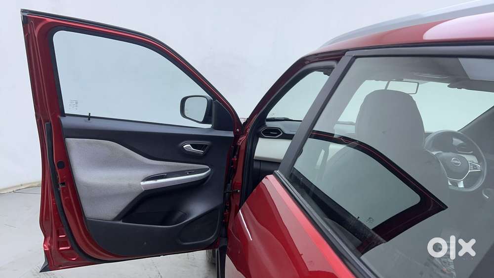 Nissan Magnite Xv Turbo, 2022, Petrol