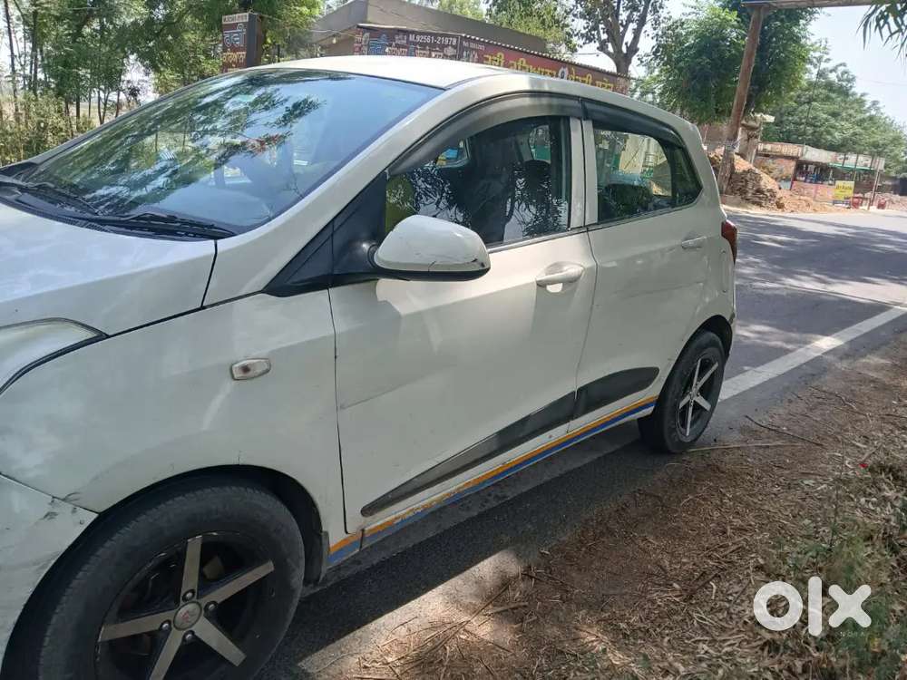 Hyundai Grand I10 2018 Diesel 230000 Km Driven