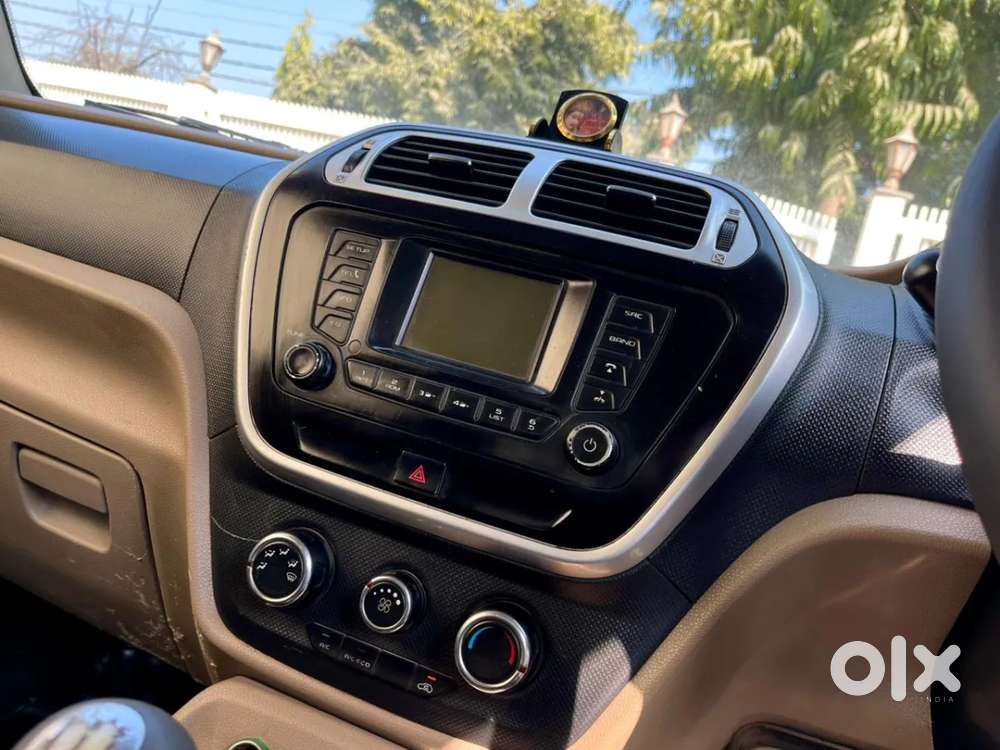 Mahindra Tuv 300 Mhawk100 T8, 2016, Diesel