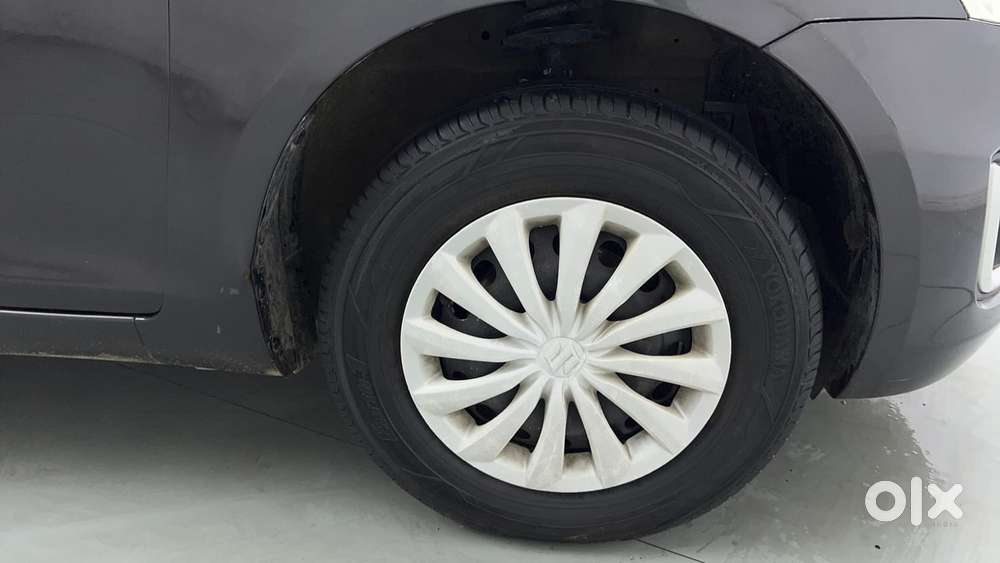 Maruti Suzuki Swift 1.2 Lxi (o), 2016, Petrol