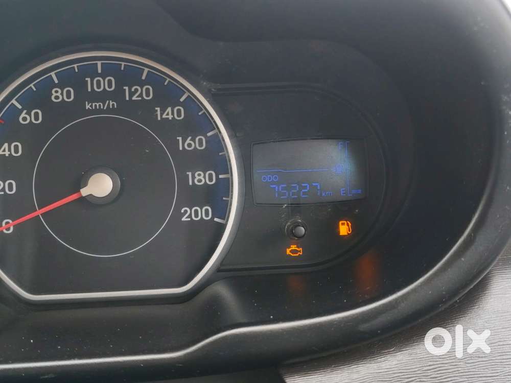 Hyundai I10 1.1 Magna(o), 2015, Cng & Hybrids