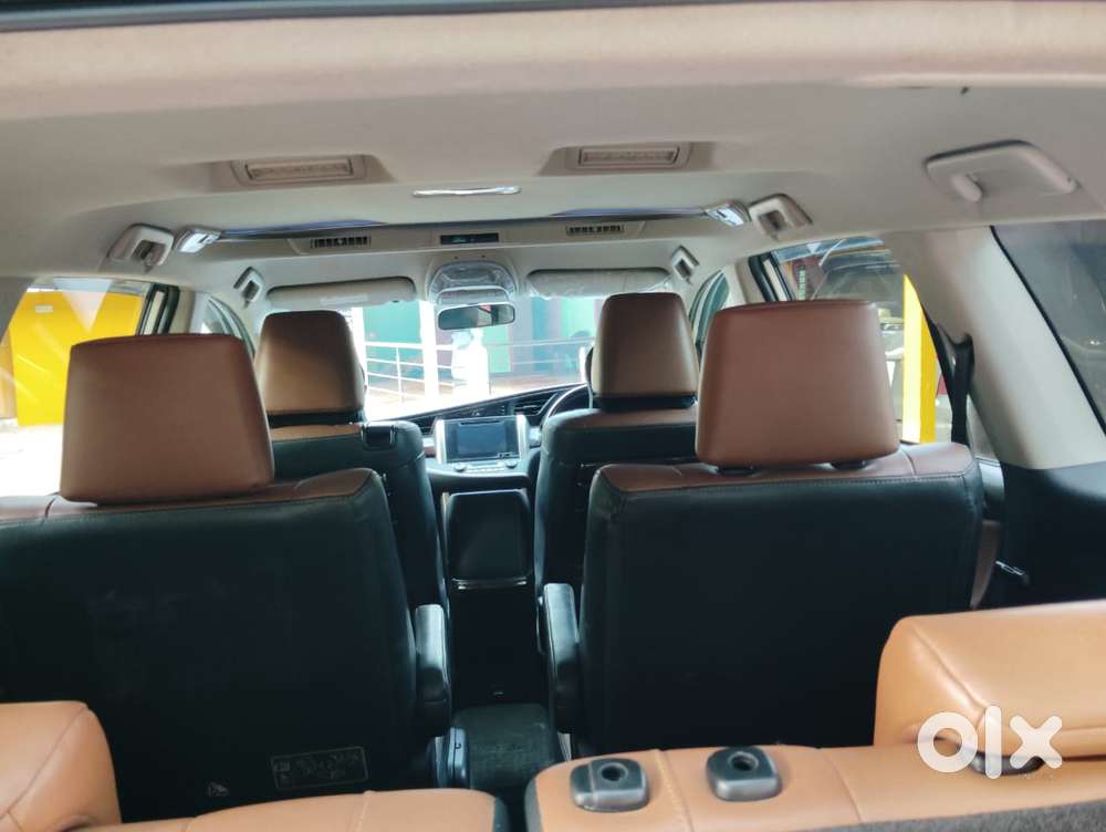 Toyota Innova Crysta 2.8z Automatic, 2020, Diesel