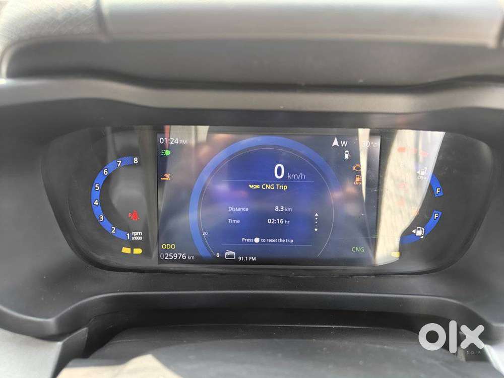 Tata Altroz Xz Plus (s) Icng, 2024, Cng & Hybrids