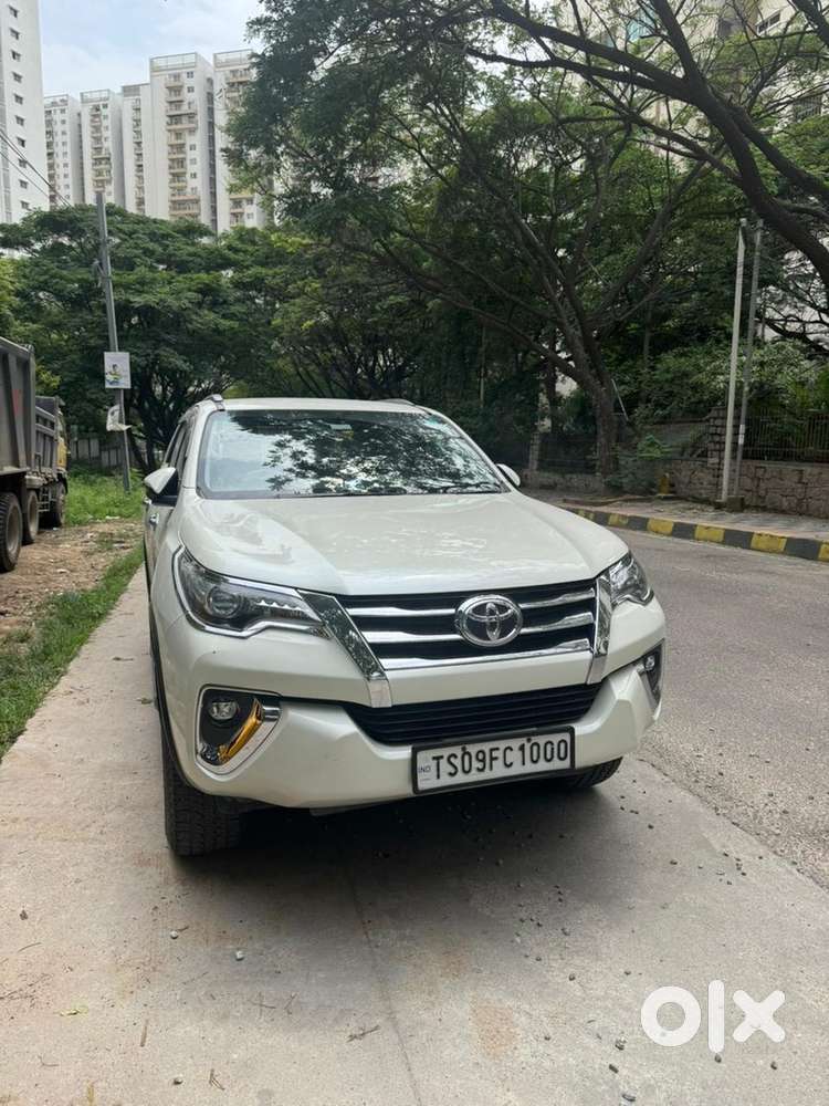 Toyota Fortuner Diesel 2018 Km Driven