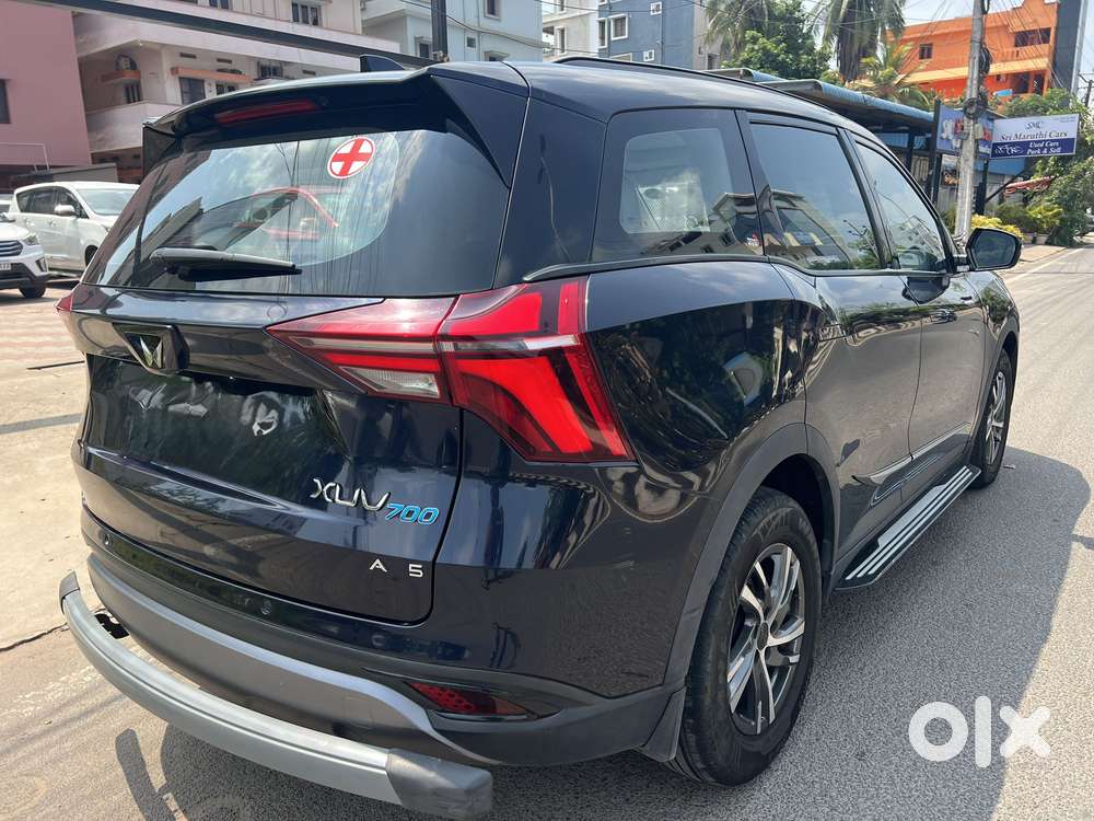 Mahindra Xuv700 2.0 Ax 5 Petrol Mt 7 Str, 2022, Petrol