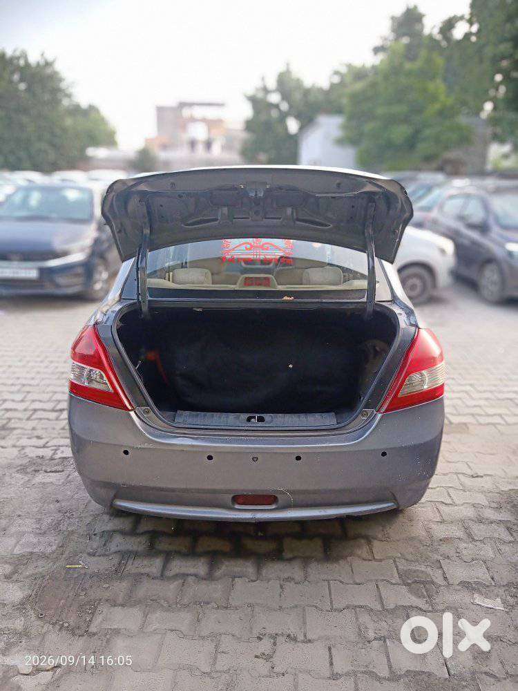 Maruti Suzuki Dzire 1.2 Vxi, 2014, Cng & Hybrids