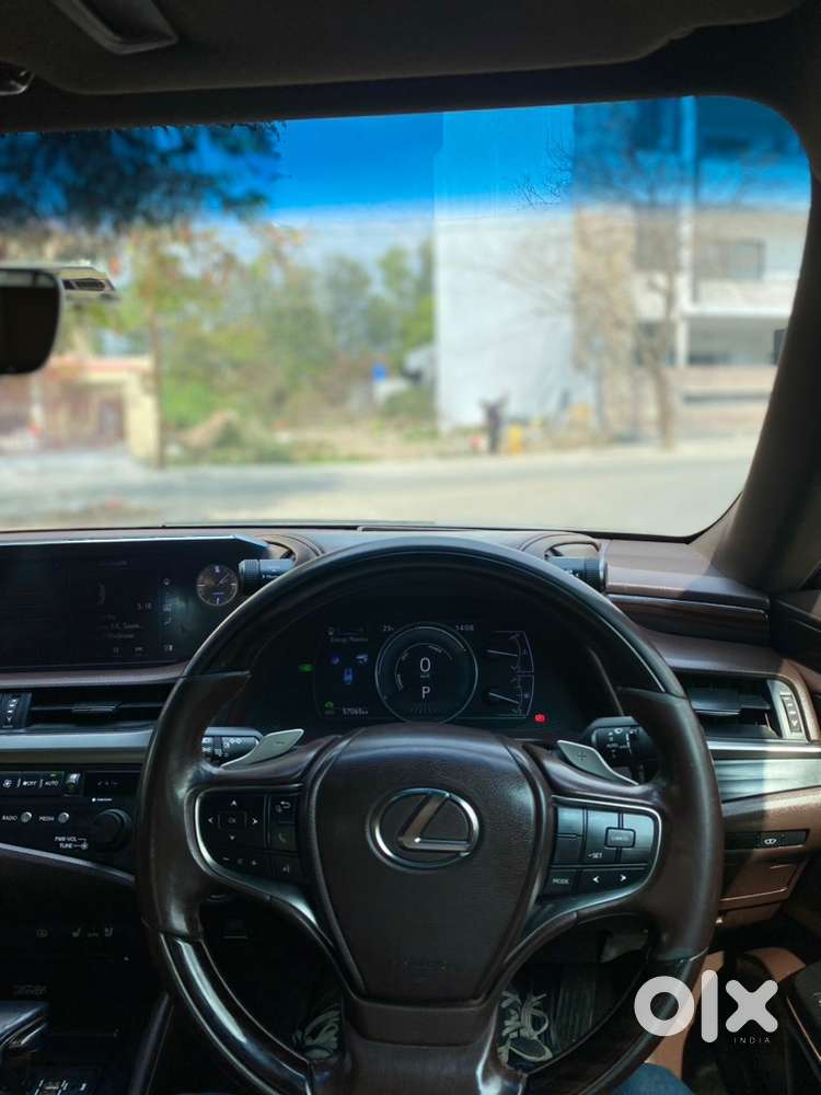 Lexus Es 300h 2019