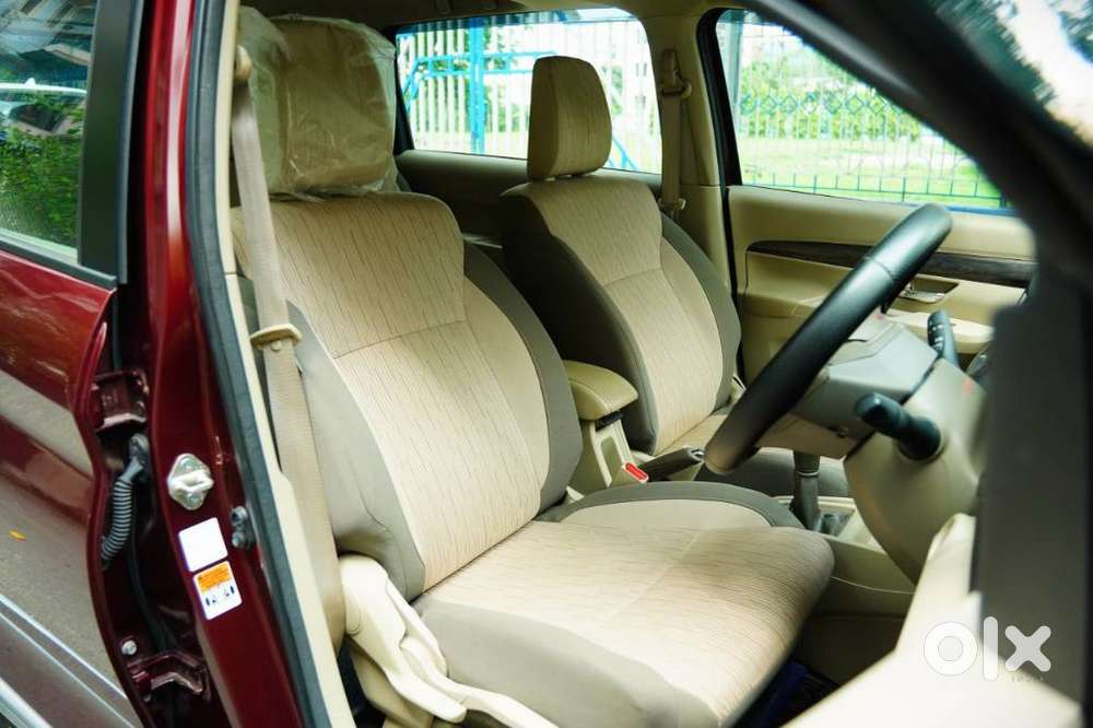 Maruti Suzuki Ertiga 1.5 Zxi Plus Shvs, 2022, Petrol