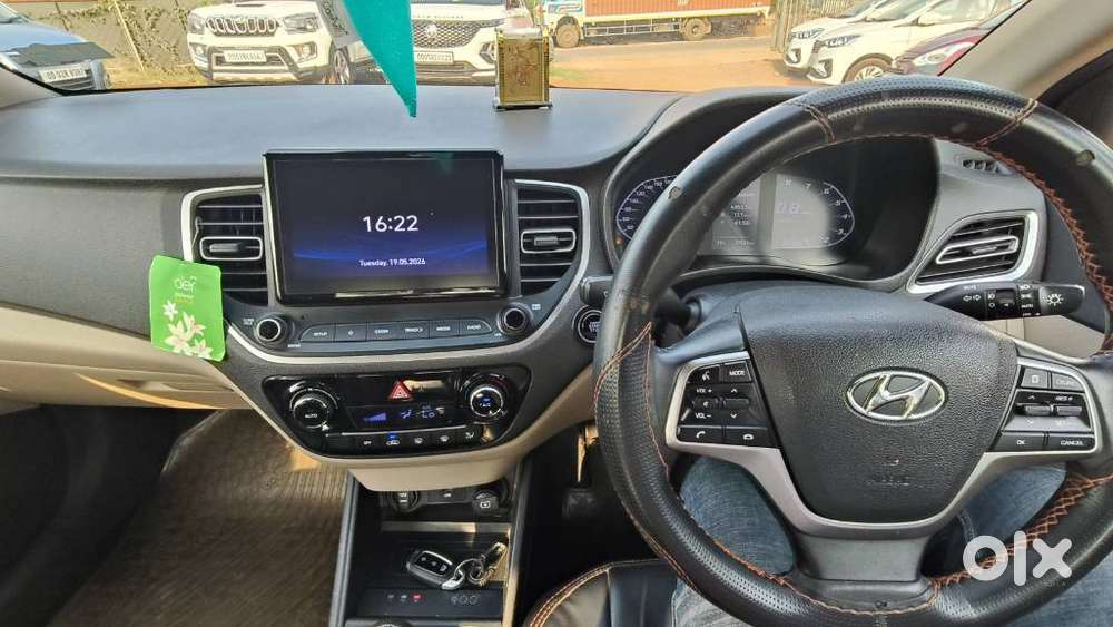 Hyundai Verna 1.5 Sx (o) Vtvt, 2022, Petrol