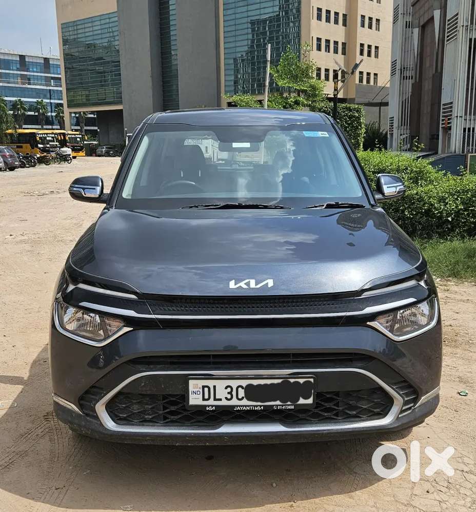 Kia Carens Premium O, November 2024 Model, Kms 5733 Only
