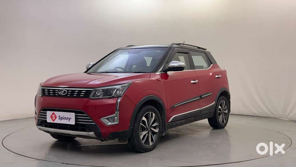 Mahindra Xuv300 W8 (o) 1.5 Diesel Amt Dual Tone, 2021, Diesel