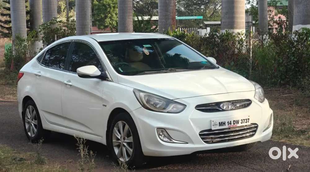 Hyundai Fluidic Verna Sx 1.6 2013