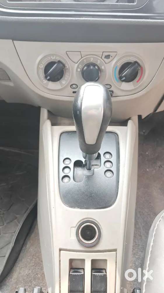 Maruti Suzuki Alto K10 Vxi Amt Cng