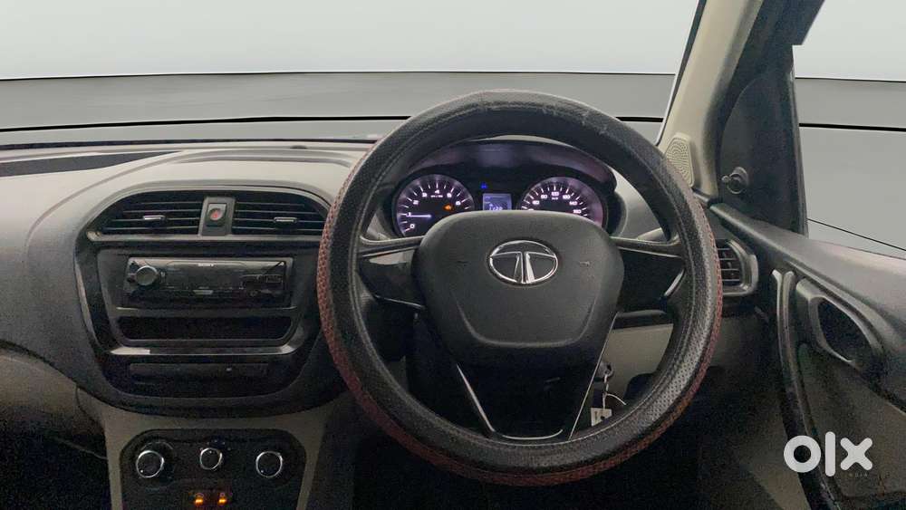 Tata Tiago 1.2 Revotron Xm, 2018, Petrol
