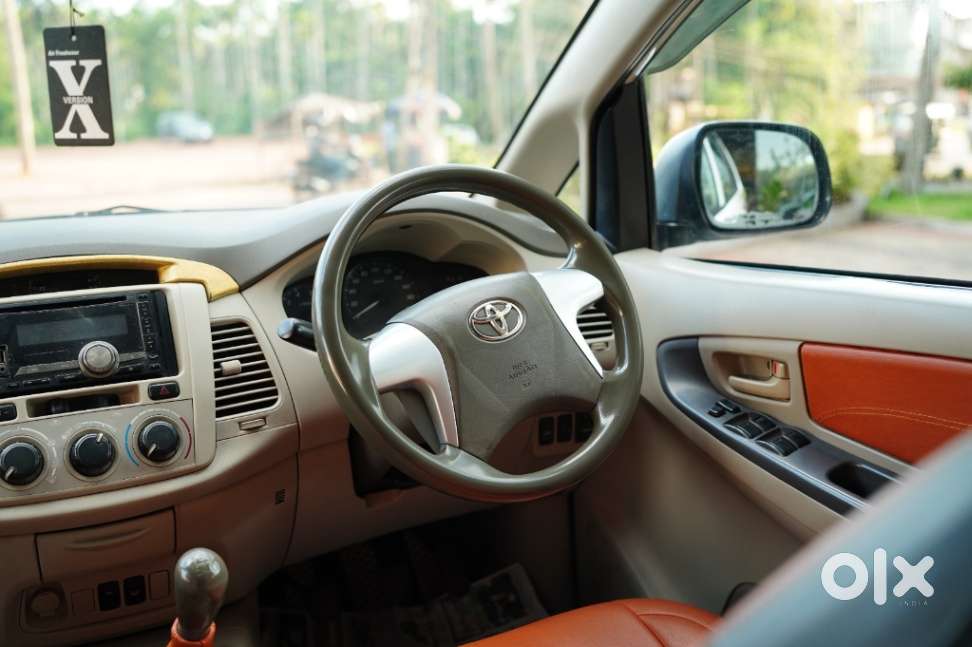 Toyota Innova 2.5 G (diesel) 7 Seater, 2012, Diesel